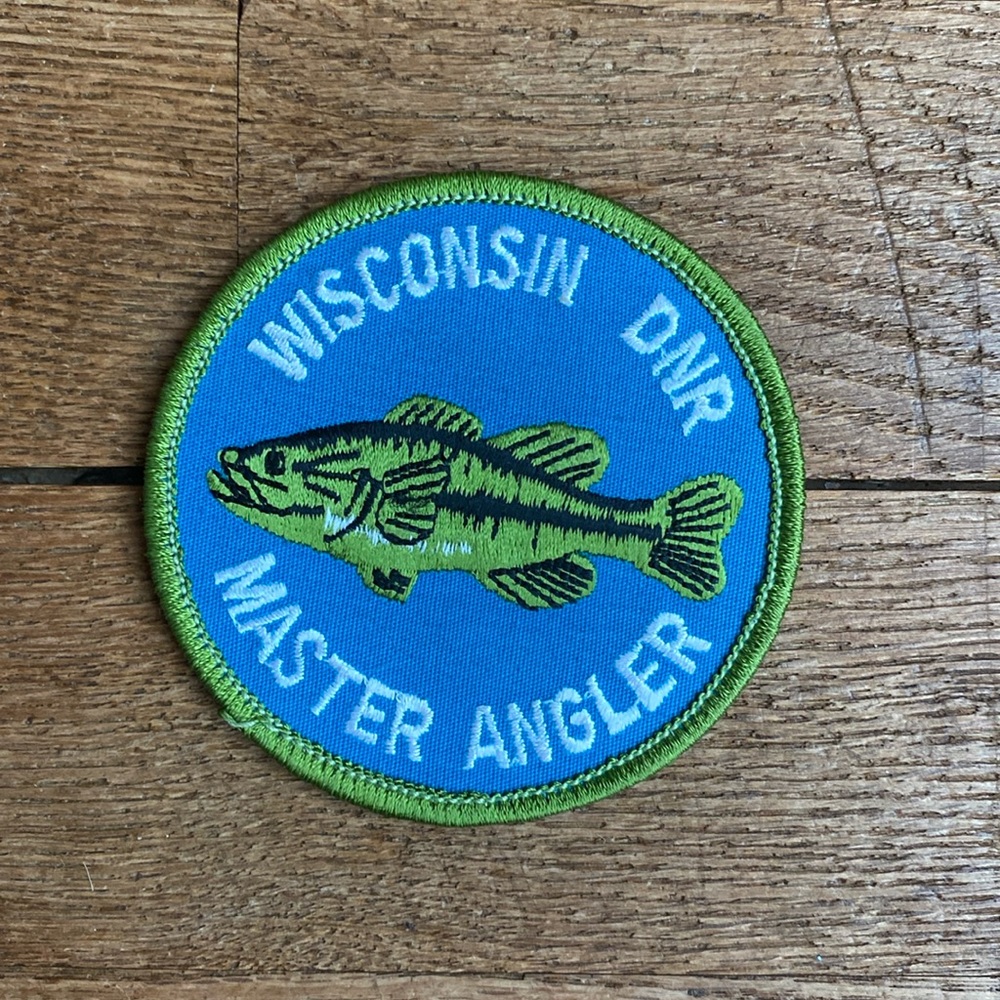 Wisconsin DNR Master Angler Patch - Blue & Green Embroidered Badge